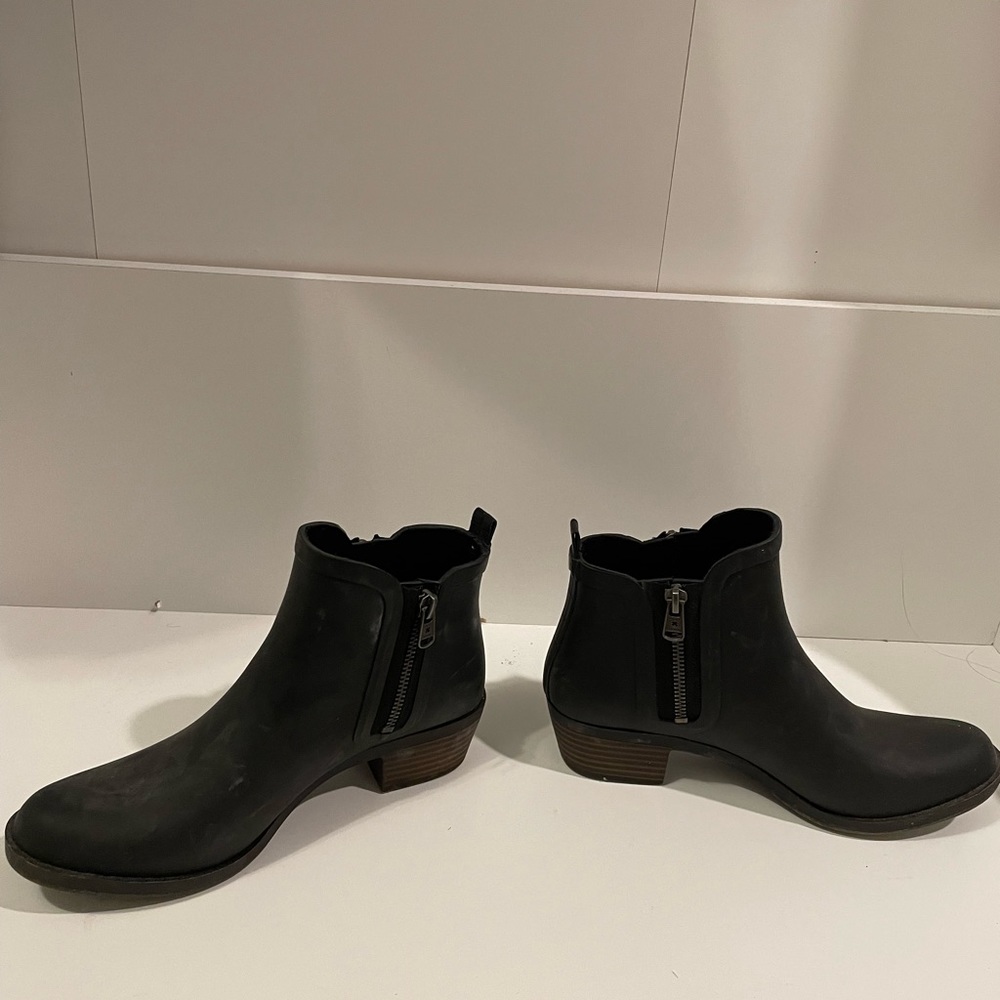 Lucky Brand rubber boots